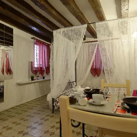 Mario 3631 Venice